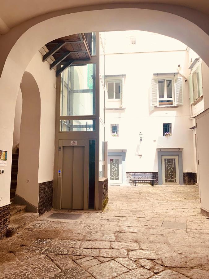 Fafà Apartment Napoli Esterno foto