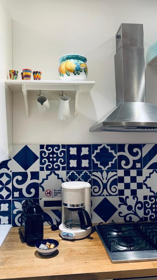 Fafà Apartment Napoli Esterno foto